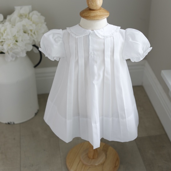 Feltman Brothers Dress White Size 6 Month Lace Inlay Pink Embroidery Spring NWOT - Picture 4 of 4